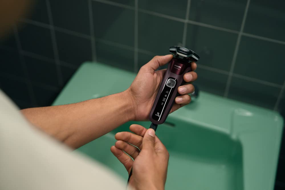 Philips Shaver Series 5000, Wet & Dry Shaver, S5881/10