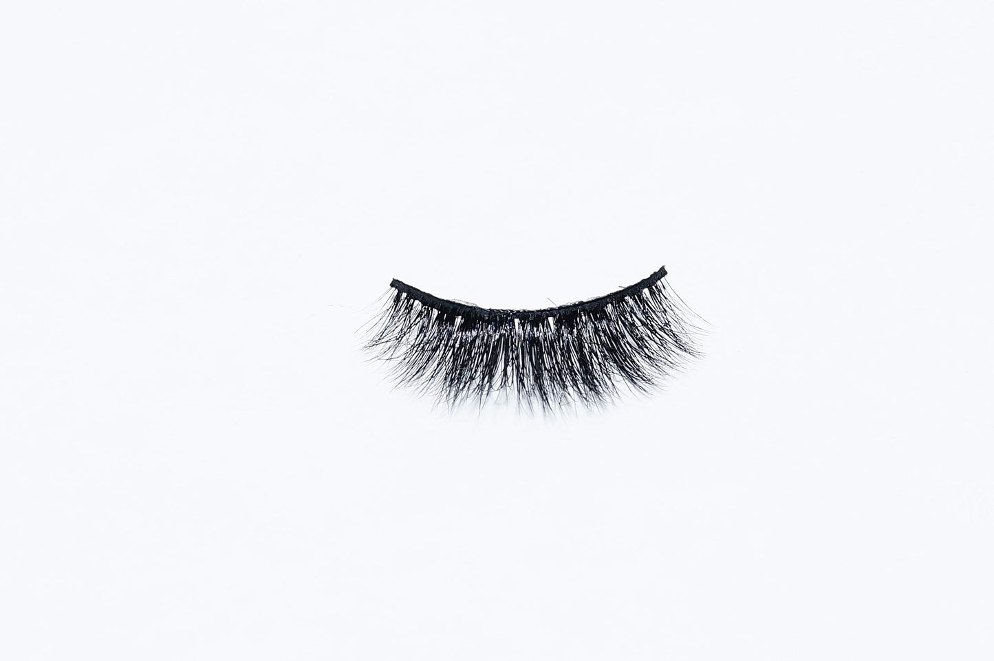 100% Dramatic 3D Siberian Handmade Mink Lash Strip Extension Cruelty Free Reusable Up To 20X 1pair With Applicator And Beautiful Me Lash Box (Naturally Naughty) A01