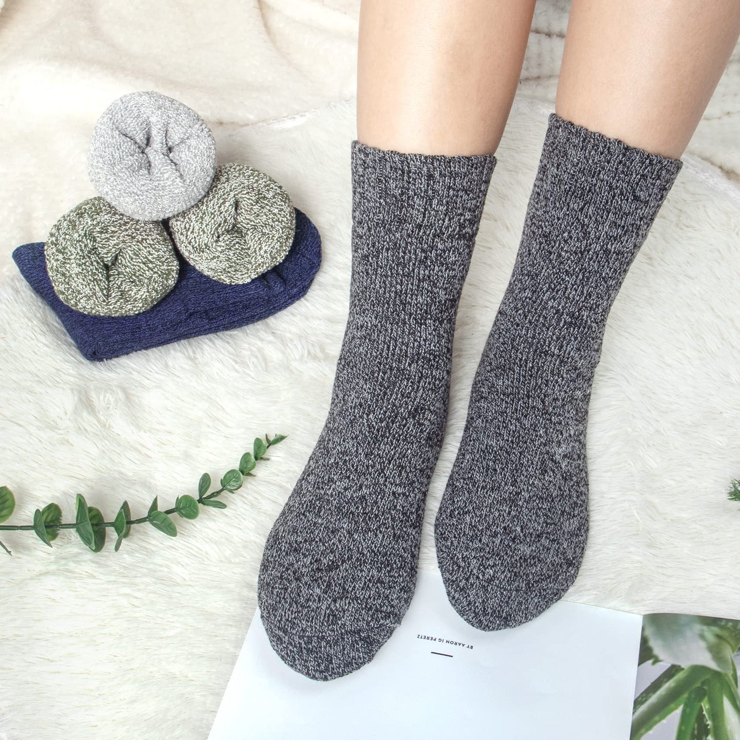 5 Pairs Wool Socks for Women Gifts Winter Warm Thick Knit Cabin Cozy Crew Socks, Z Bicolor Line
