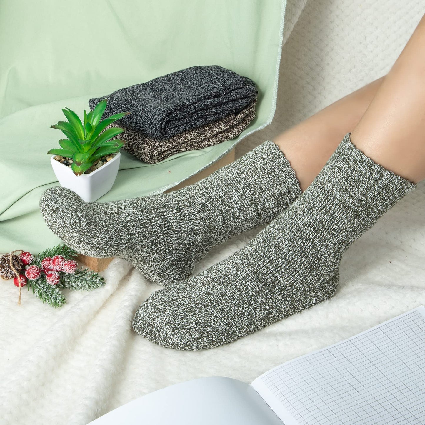 5 Pairs Wool Socks for Women Gifts Winter Warm Thick Knit Cabin Cozy Crew Socks, Z Bicolor Line