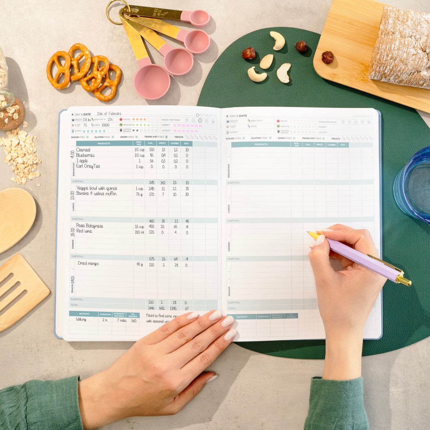Clever Fox Food Journal Pro – Diet & Wellness Planner for Women & Men – Weight Loss Diary with Calorie Tracker – Food Log for Tracking Meals, Exercise & Weightloss - Undated, 7" x 10" Light Blue