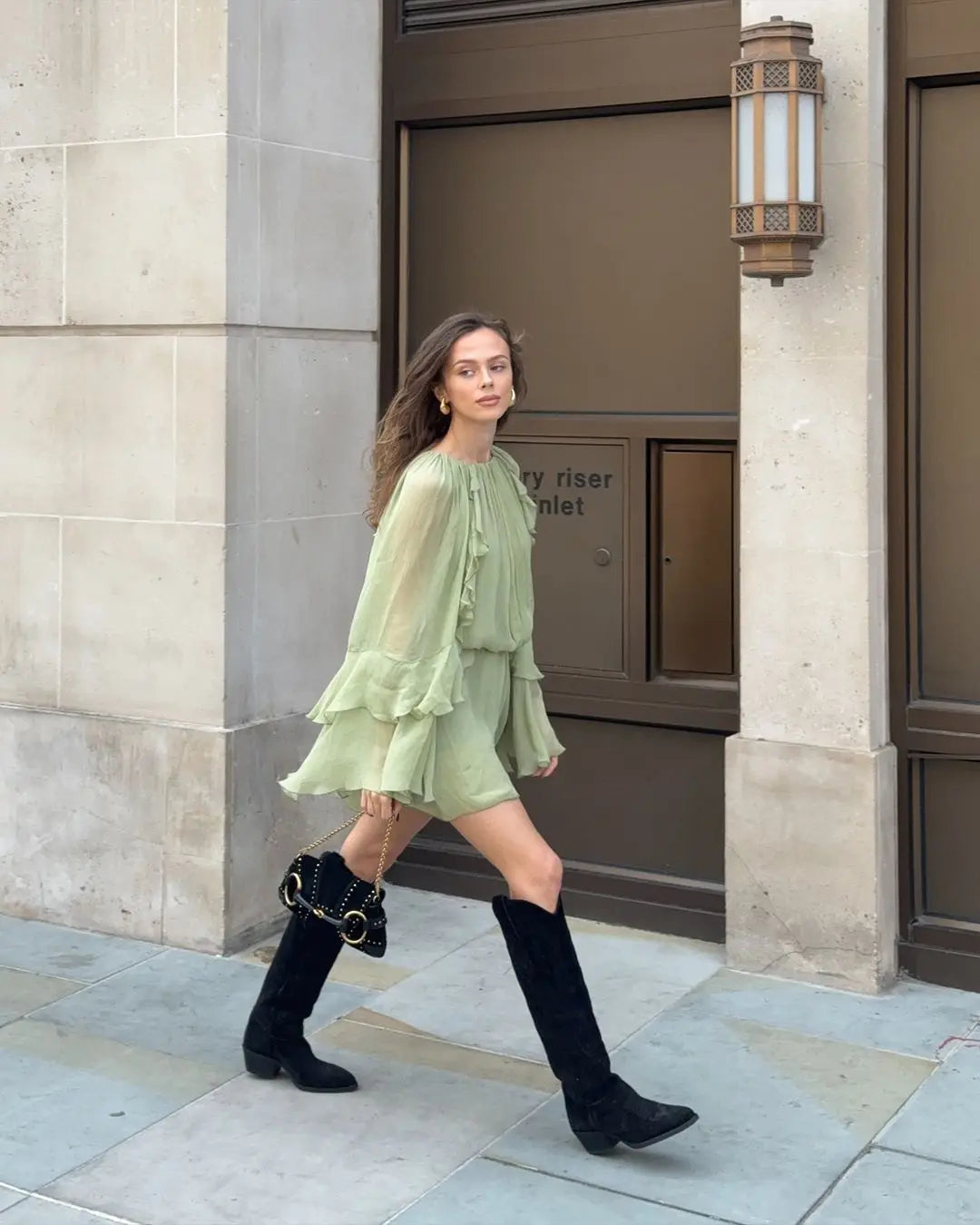 Elegant Green Ruffles Mini Dress For Women Fashion Long Flare Sleeves Round Neck Casual Short Vestidos 2025 Summer Holiday Robes