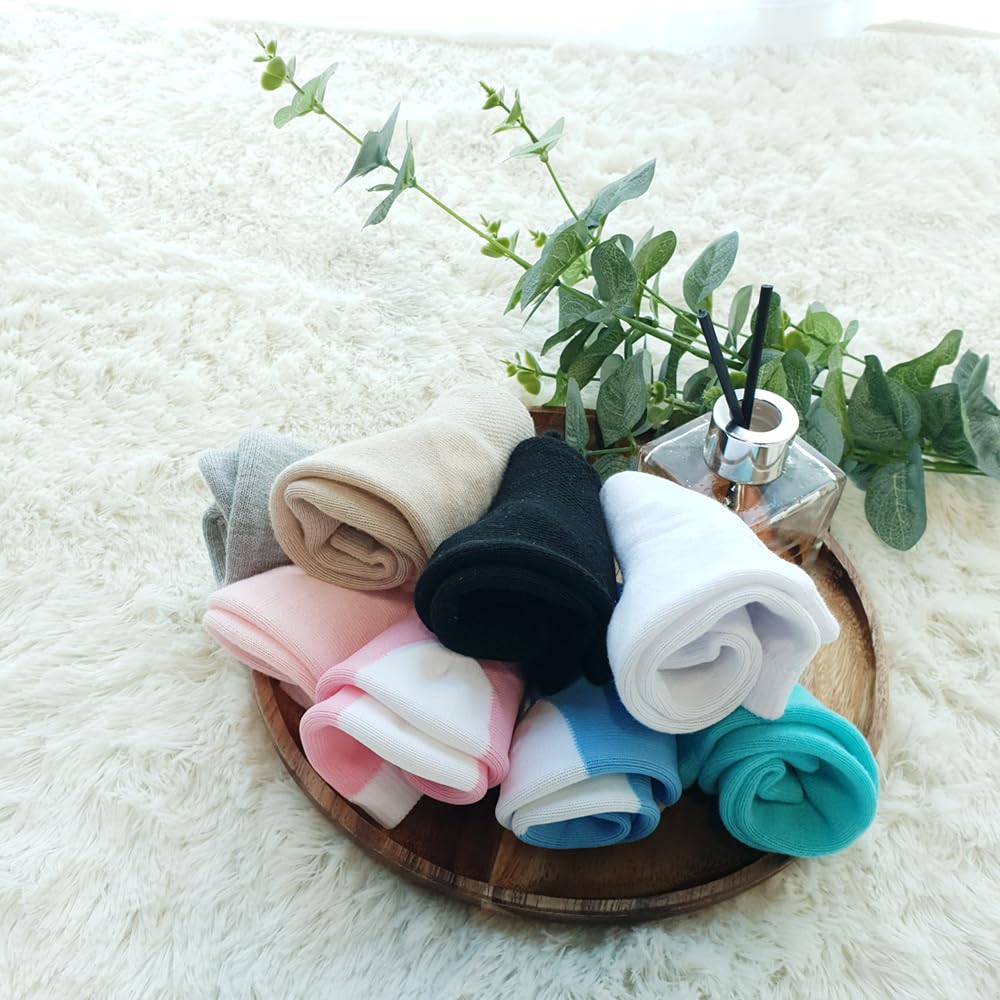 Moisturizing Gel Heel Socks to Repair Dry Cracked Heel - Soften, Soothe, and Revitalize Your Feet, for Men and Women (White, 1 Pair)