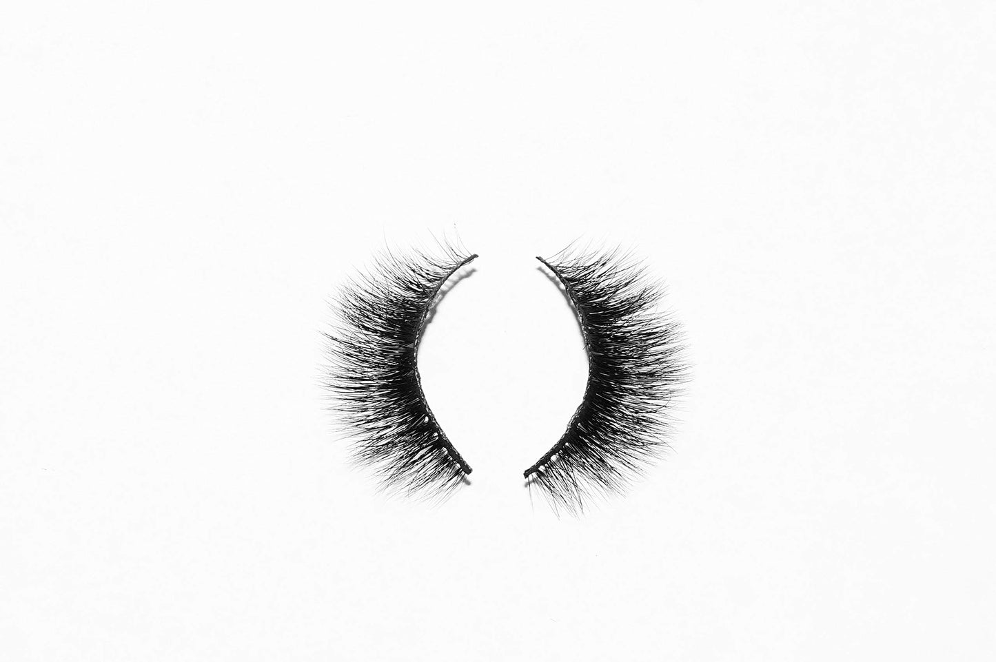 100% Dramatic 3D Siberian Handmade Mink Lash Strip Extension Cruelty Free Reusable Up To 20X 1pair With Applicator And Beautiful Me Lash Box (Naturally Naughty) A01