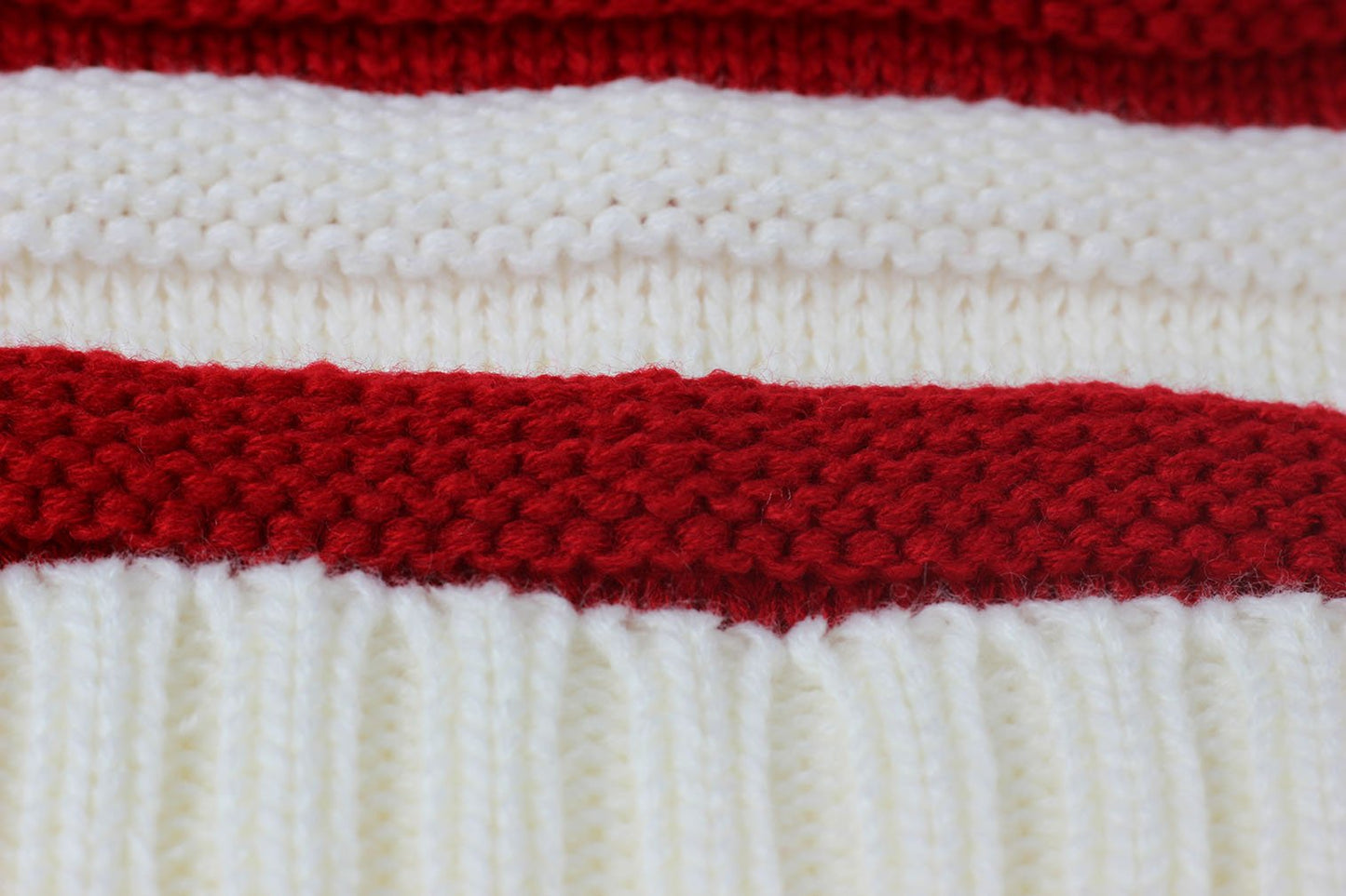 SVEN HOME Soft Slouchy Beanies Knit Warm Winter Unisex Cap Thick Women's Men Hat Christmas hat (White/Red)