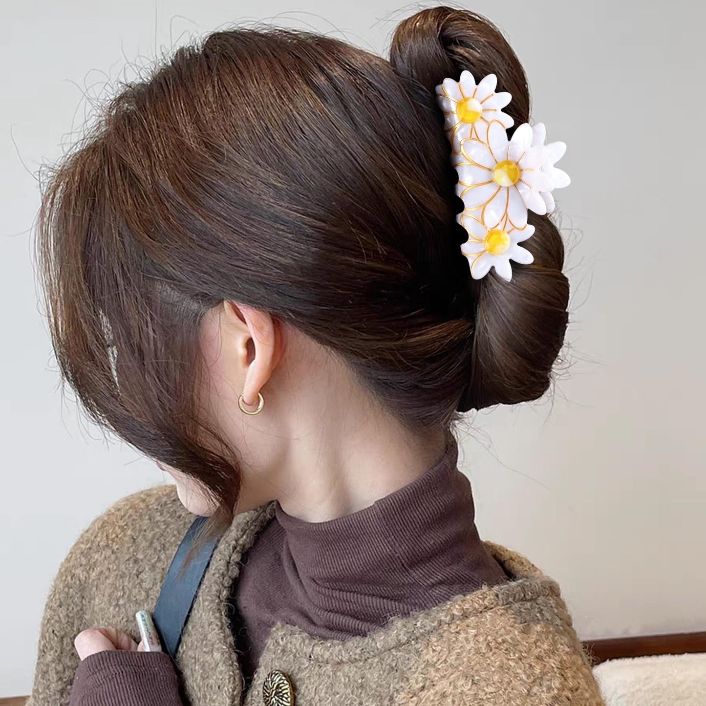 Flower Hair Claw Clip, 3.5 Inch Strong Hold Hair Clip for Thick Hair, Fashion Spring Hair Styling Accessories for Women Girls