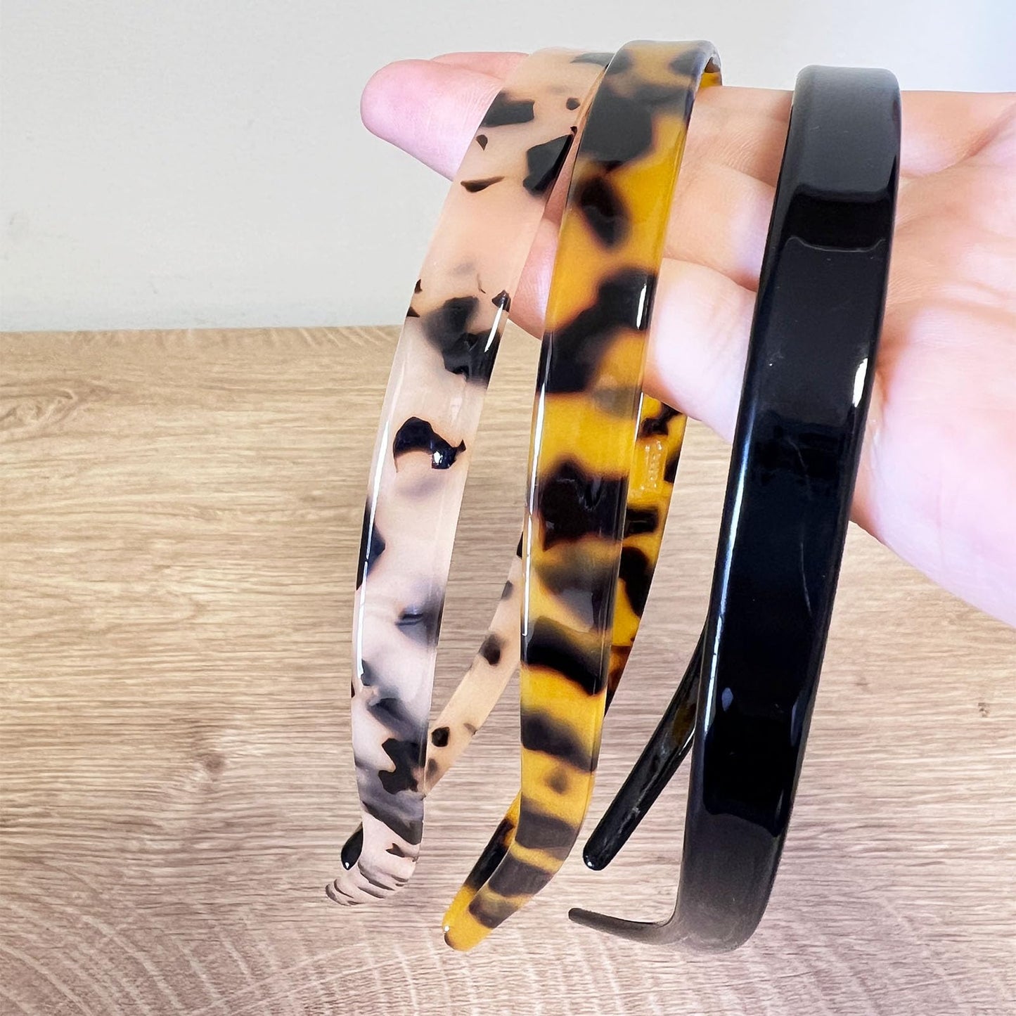 KOVOLITU 3 Pack Eyewear Headbands Comfortable Plain Headbands for Women Headband Designed for Eyewear Fashion Skinny Headbands(Black,Tortoise,Amber)