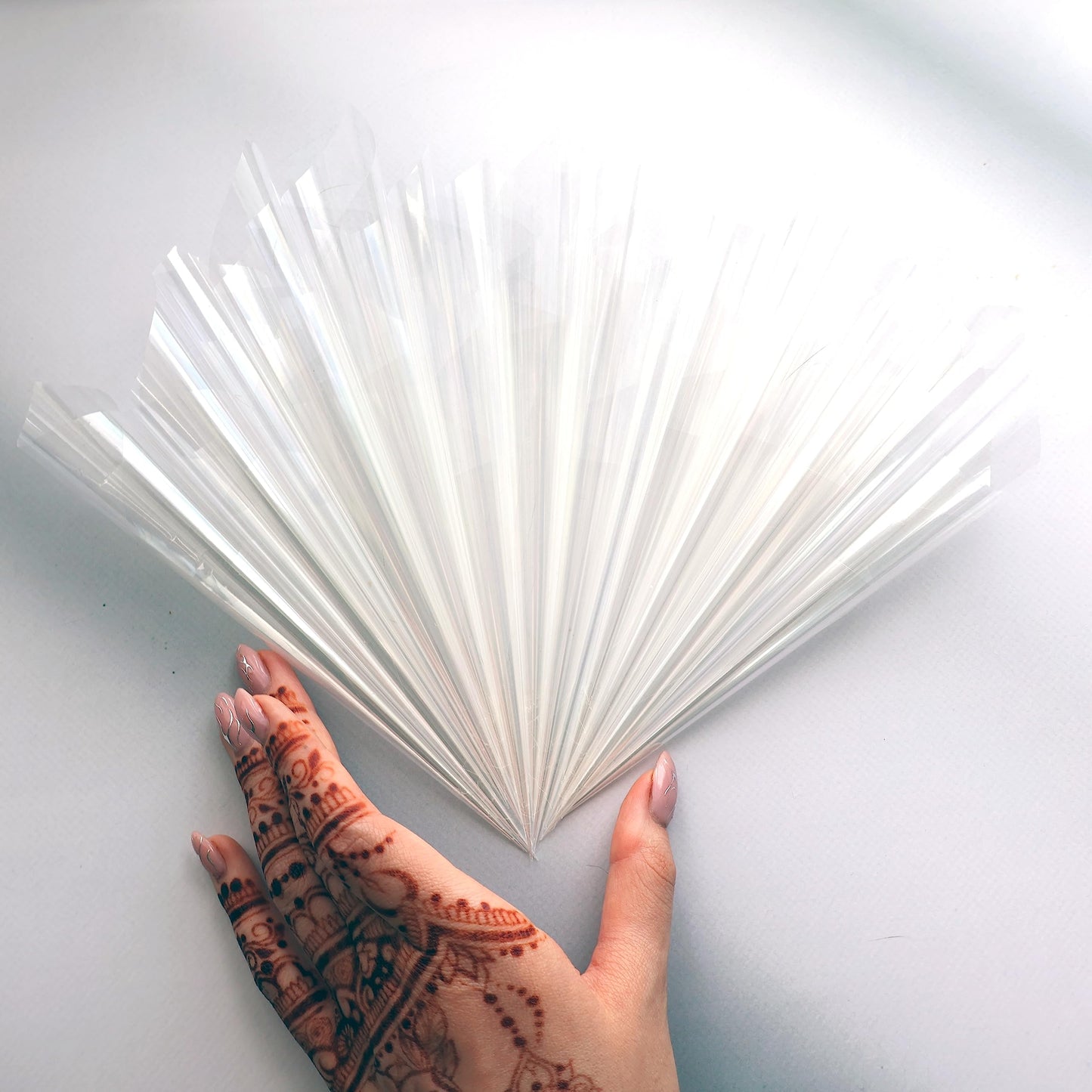 100pcs Empty Henna Cones Bulk | Pre-Rolled Hand Made Temporary Tattoo Cone Set | Cellophane Applicator Dispenser for Jagua Gel Hengua Heena Beginners kit | Mehendi Drawing and Studying