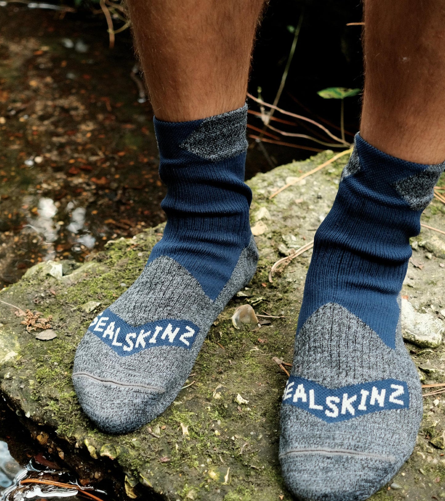 SEALSKINZ Bircham Unisex Waterproof All Weather Ankle Length Sock, Black/Grey Marl, L