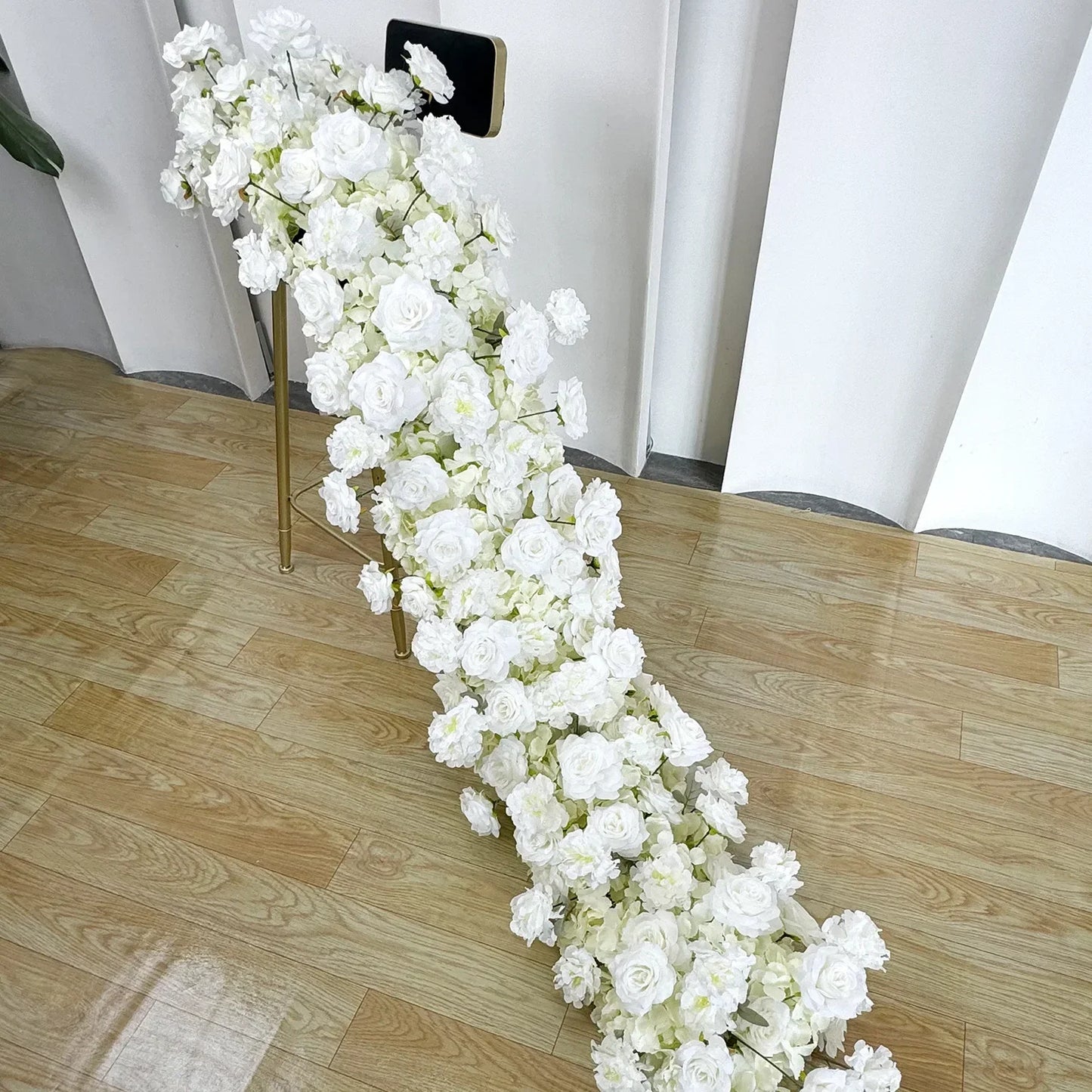 Artificial Red Rose Green Plants Flower Row Long Runner Wedding Backdrop Decor Floral Arrangement Party Props Table Centerpiece