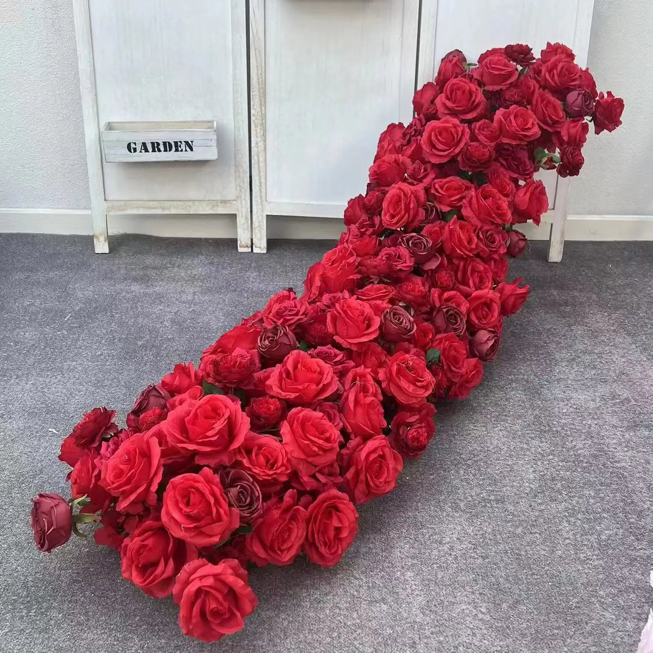 Artificial Red Rose Green Plants Flower Row Long Runner Wedding Backdrop Decor Floral Arrangement Party Props Table Centerpiece